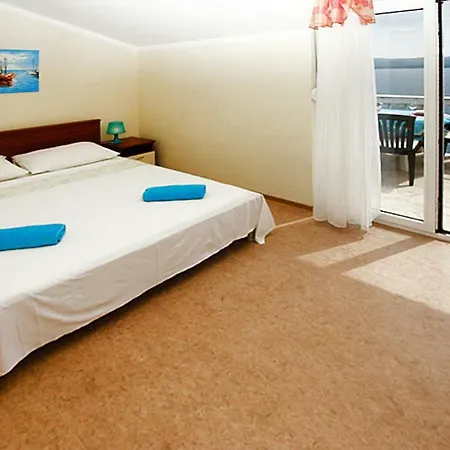 Ivancic Cdm03039 Dyb Apartmán Mimice